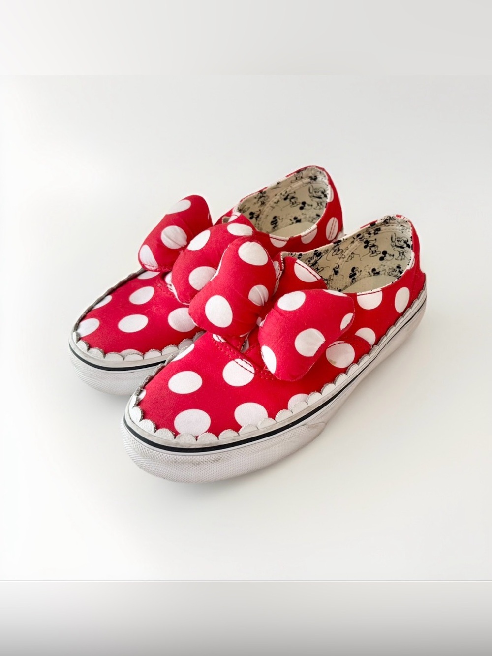 Vans Disney Sz 2 Girls Bows Polka Dots Minnie Mouse Shoes Sneakers Slip-On Red